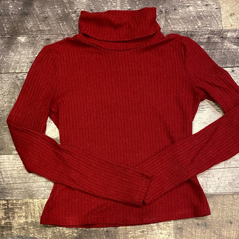 Women's Red Turtleneck Ribbed Shirt